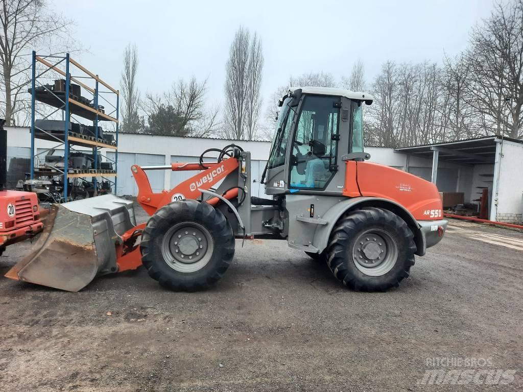 Atlas Weycor AR550 Kolesové nakladače