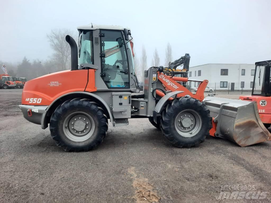 Atlas Weycor AR550 Kolesové nakladače