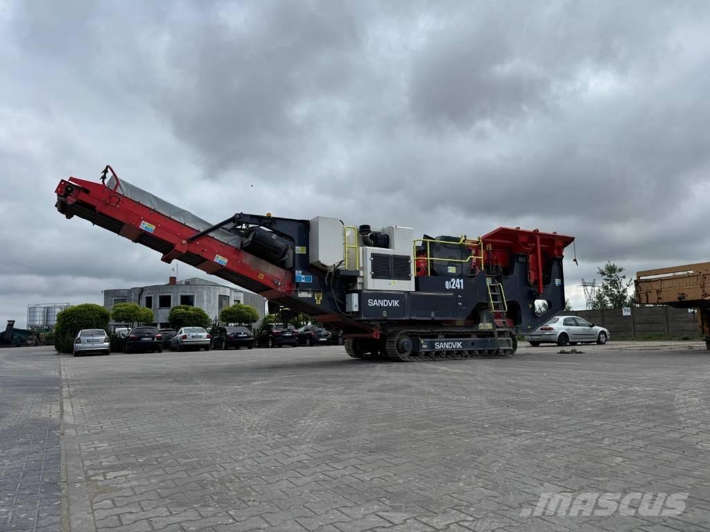 Sandvik QJ 241 Mobilné drviče