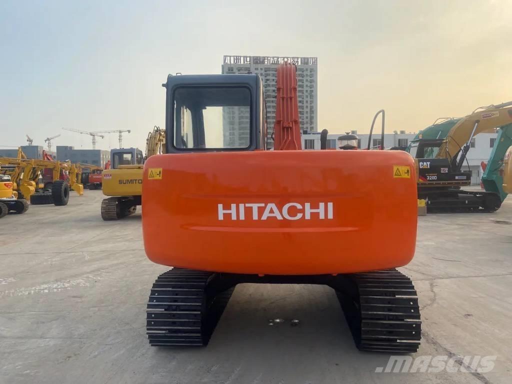 Hitachi EX60 Pásové rýpadlá