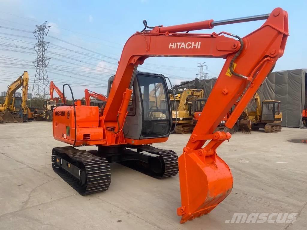 Hitachi EX60 Pásové rýpadlá
