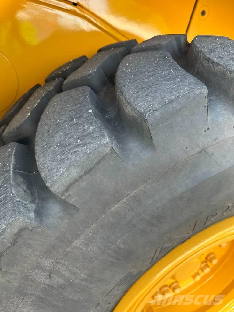 Volvo L120g Kolesové nakladače