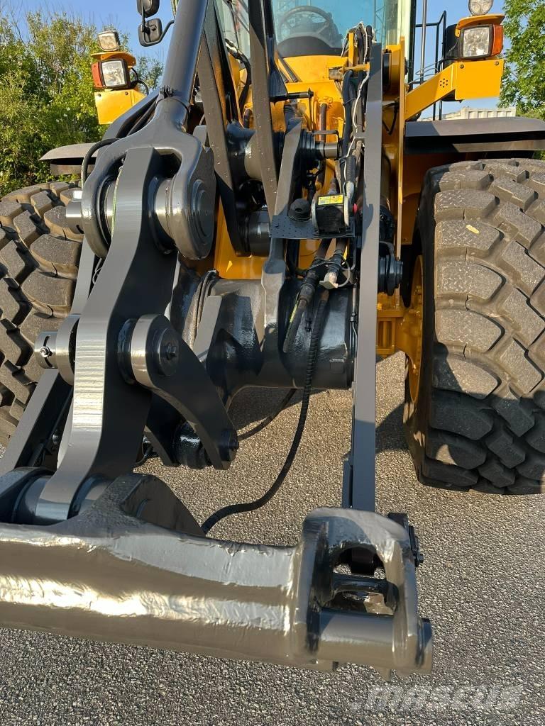 Volvo L120g Kolesové nakladače