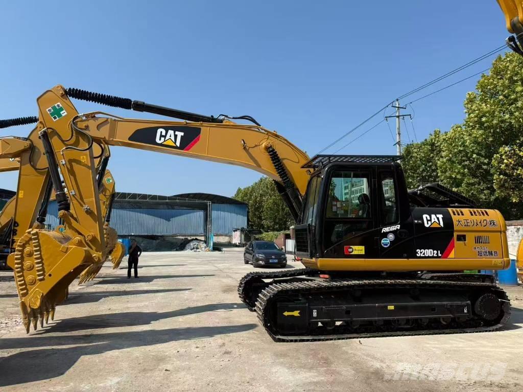 CAT 320 D Pásové rýpadlá