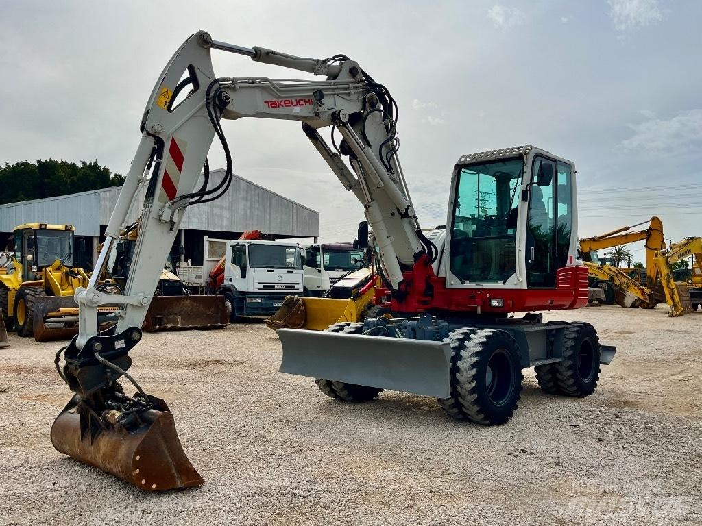 Takeuchi TB 295 Kolesové rýpadlá