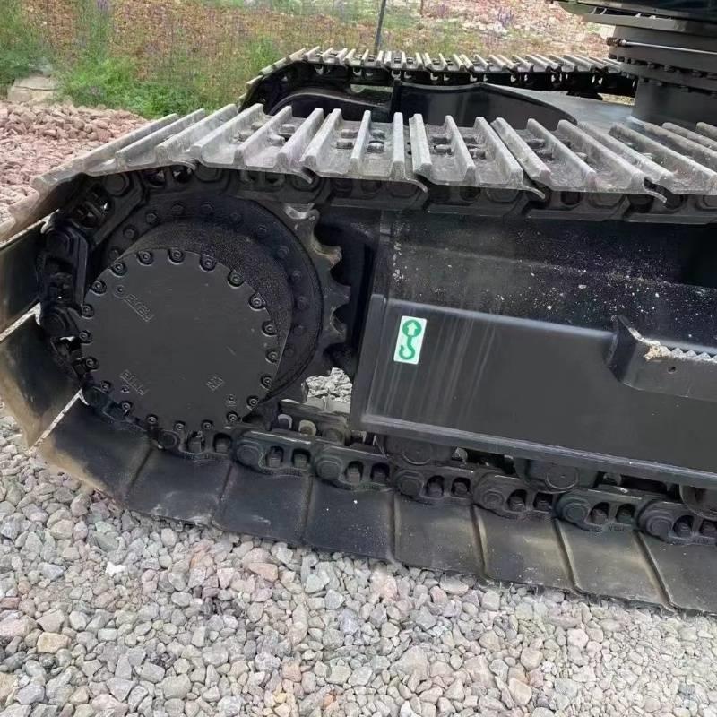 Sany SY 215 Pásové rýpadlá