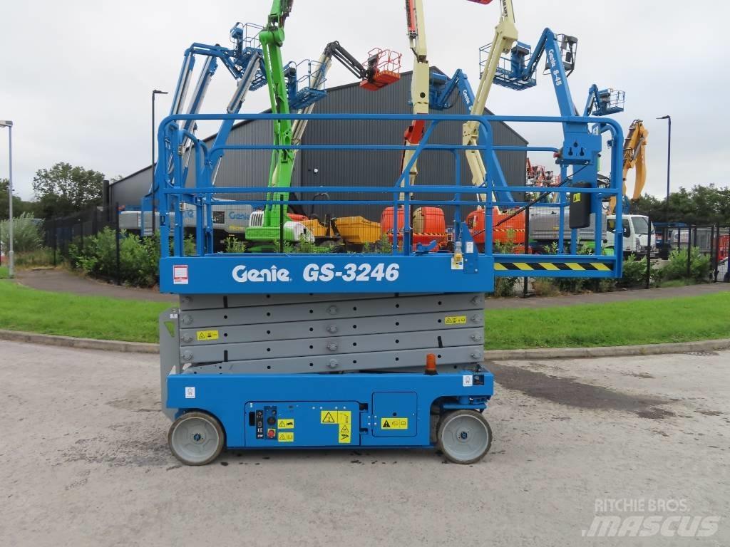 Genie GS 3246 Nožnicové zdvíhacie plošiny