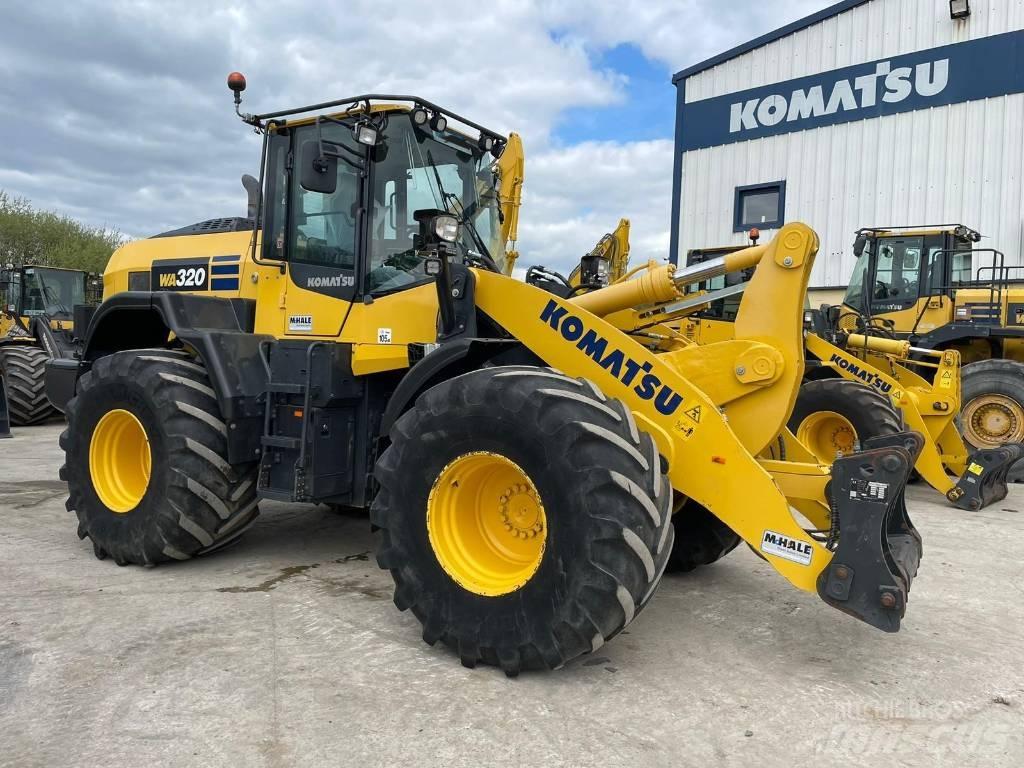 Komatsu WA320-8 Kolesové nakladače