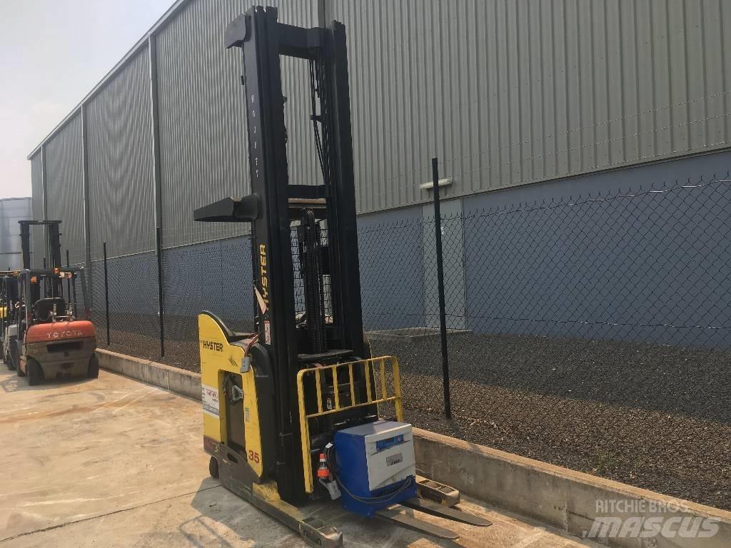 Hyster N35ZDR Retraky