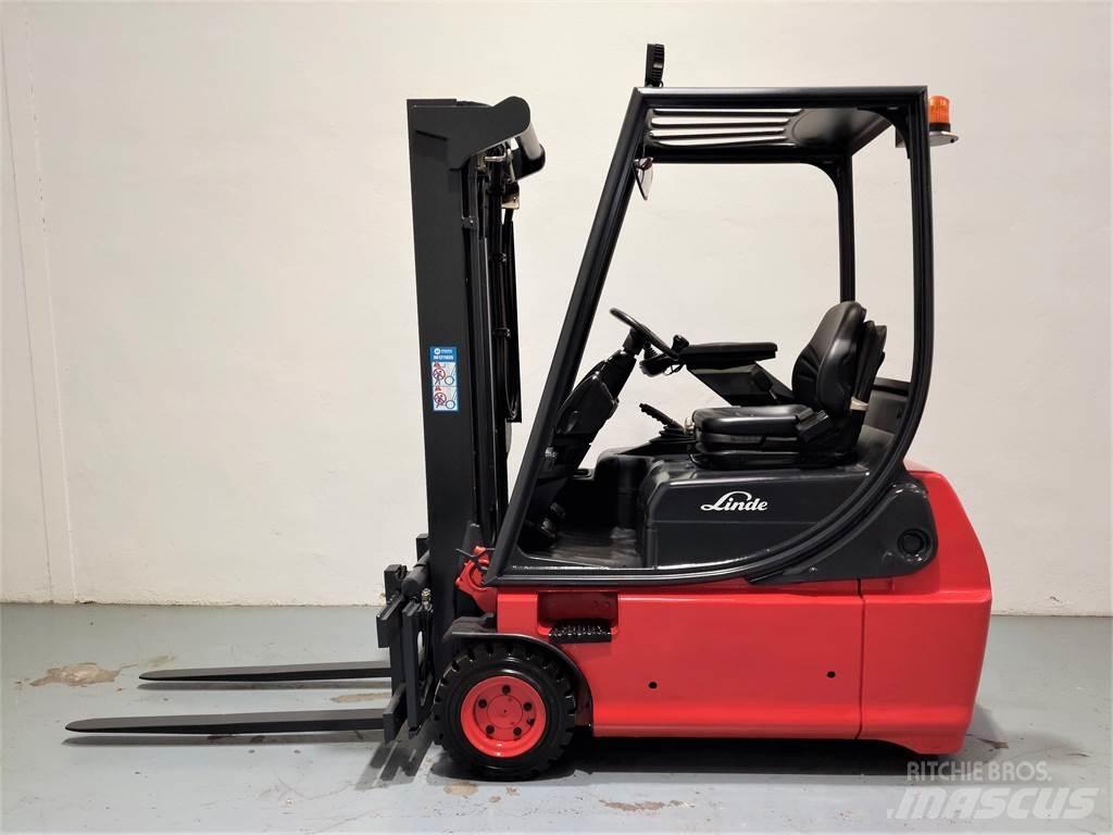Linde E16 02 Akumulátorové vozíky