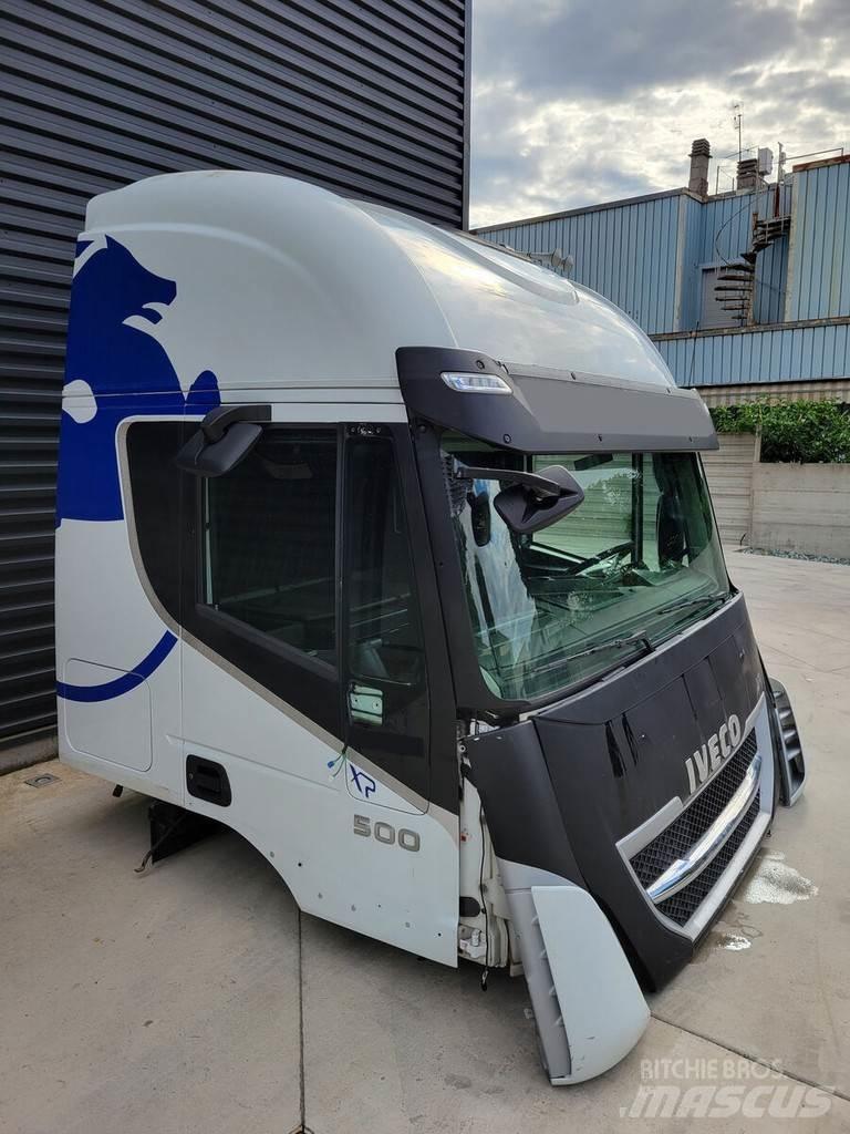 Iveco AS Kabíny a interiér