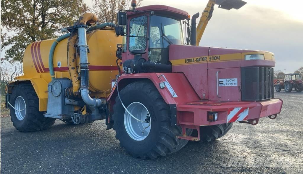 TerraGator TG 3104 Iné stroje na aplikáciu hnojív a ich príslušenstvo