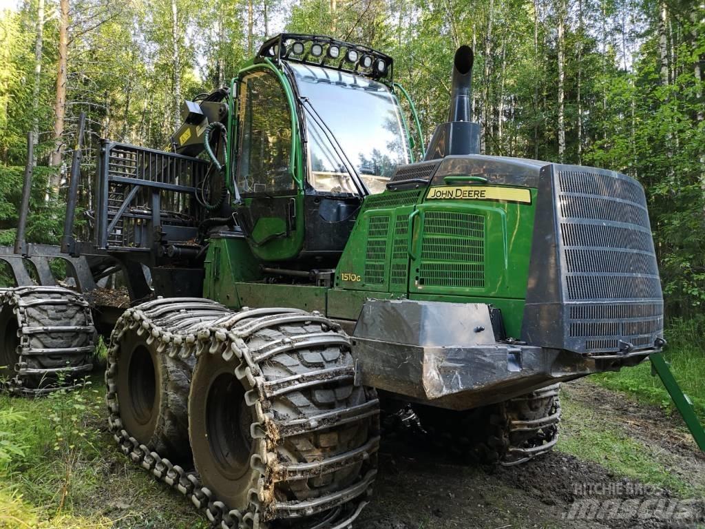 John Deere 1510 G Lesné traktory