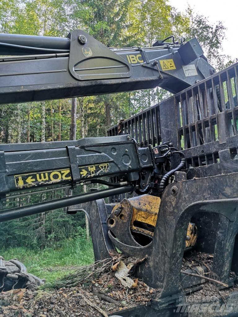John Deere 1510 G Lesné traktory