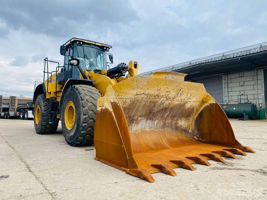 CAT 972 Kolesové nakladače