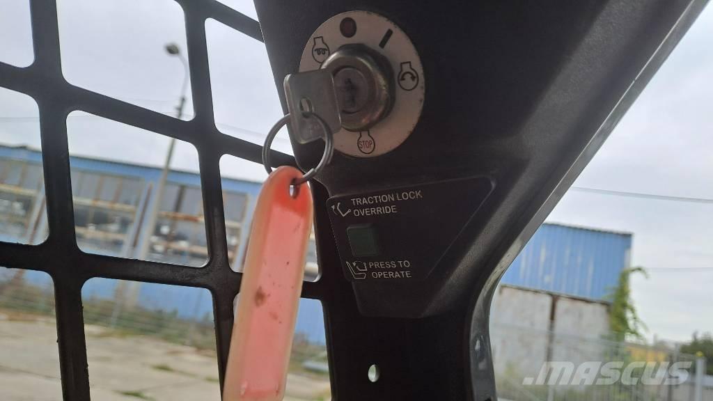 Bobcat s 70 Šmykom riadené nakladače