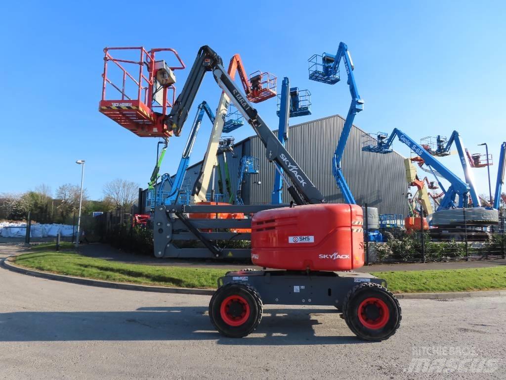 SkyJack SJ 46 AJ Kĺbové plošiny