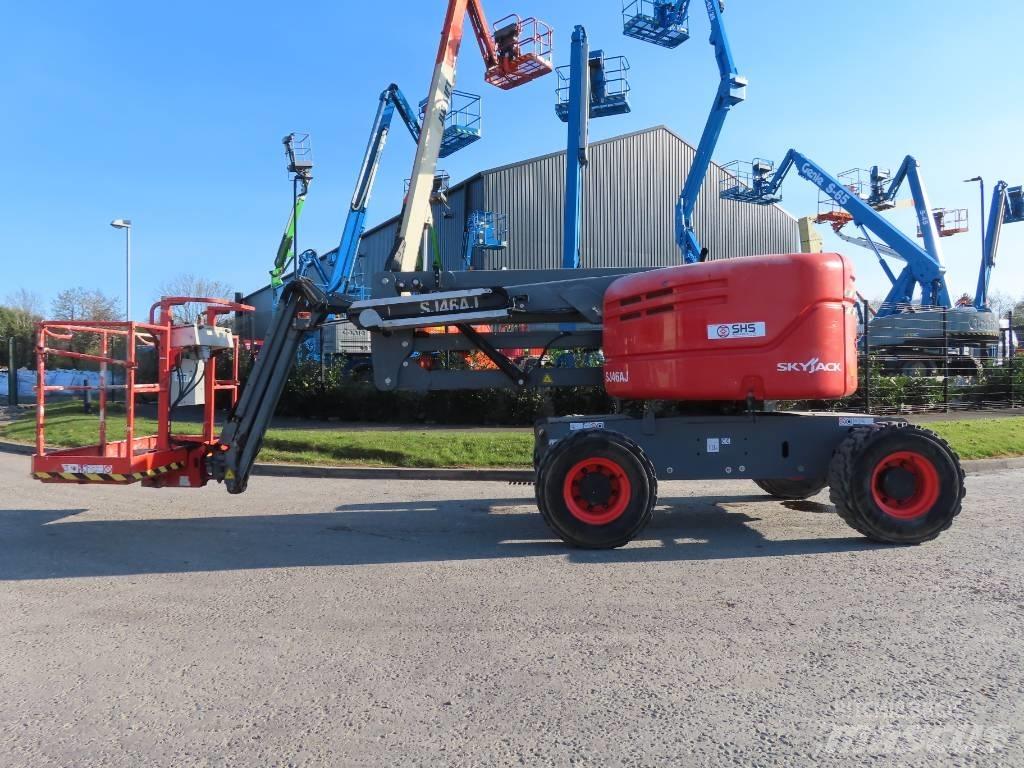 SkyJack SJ 46 AJ Kĺbové plošiny