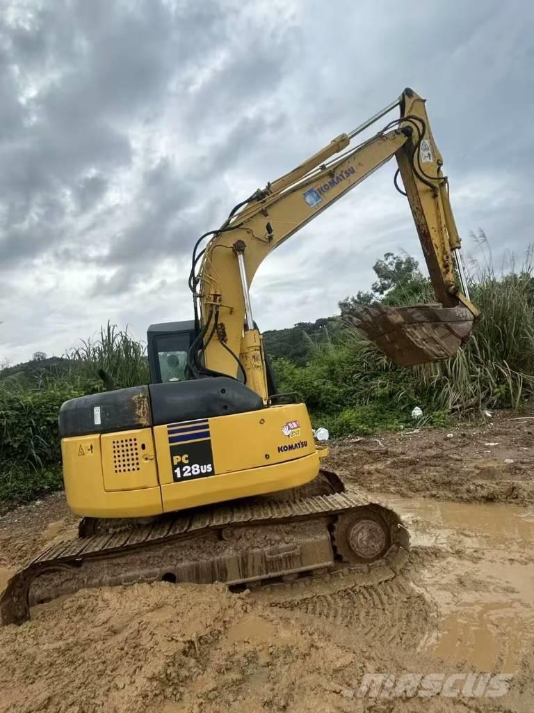 Komatsu PC 128 US Pásové rýpadlá