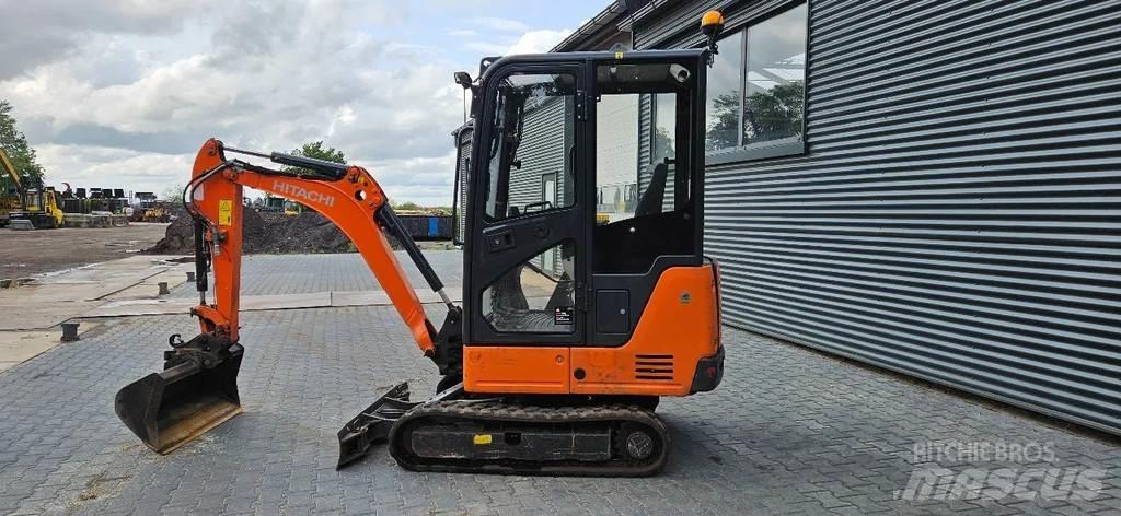 Hitachi ZX19-5 Mini rýpadlá < 7t