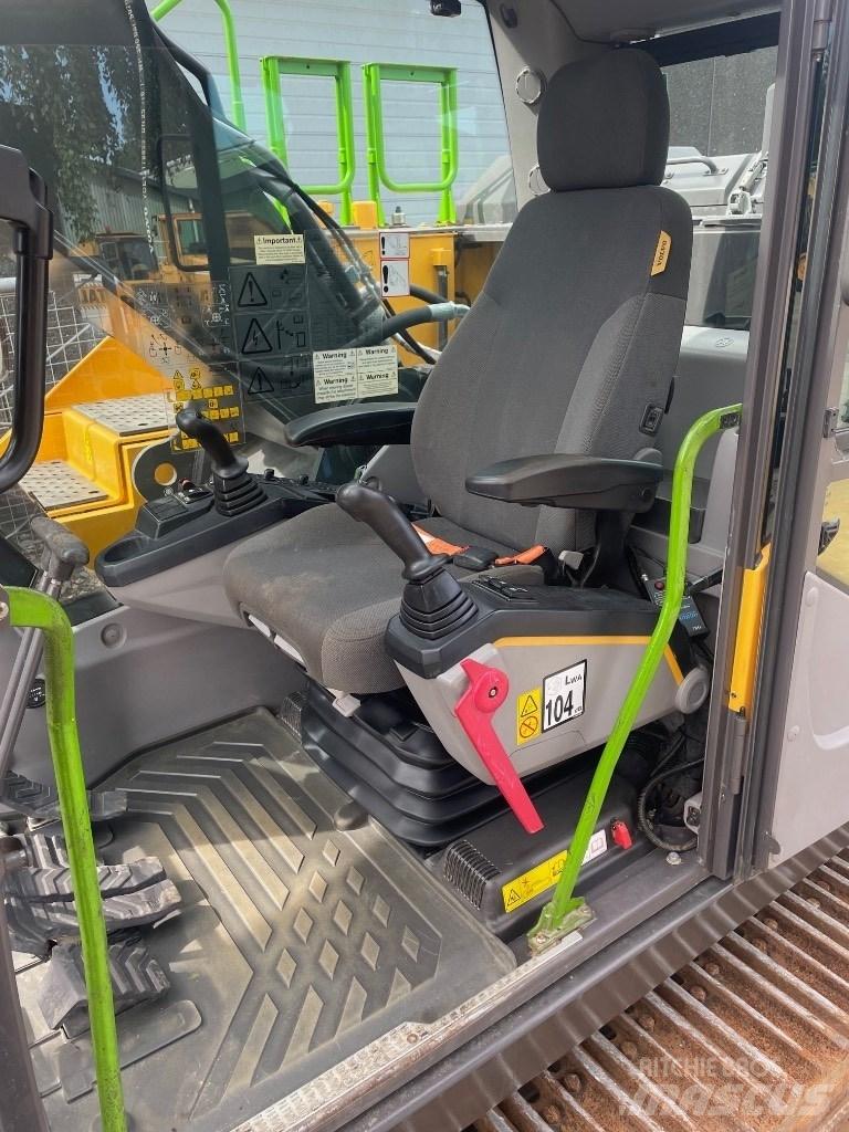 Volvo EC300EL Pásové rýpadlá