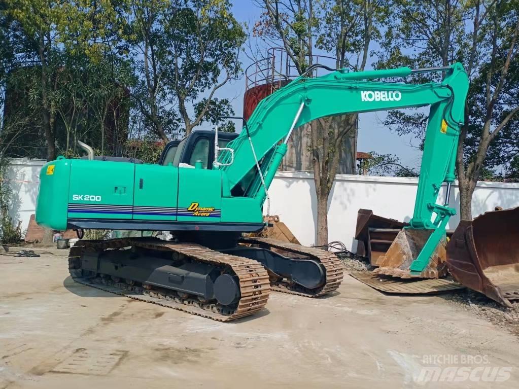 Kobelco SK 200 Pásové rýpadlá