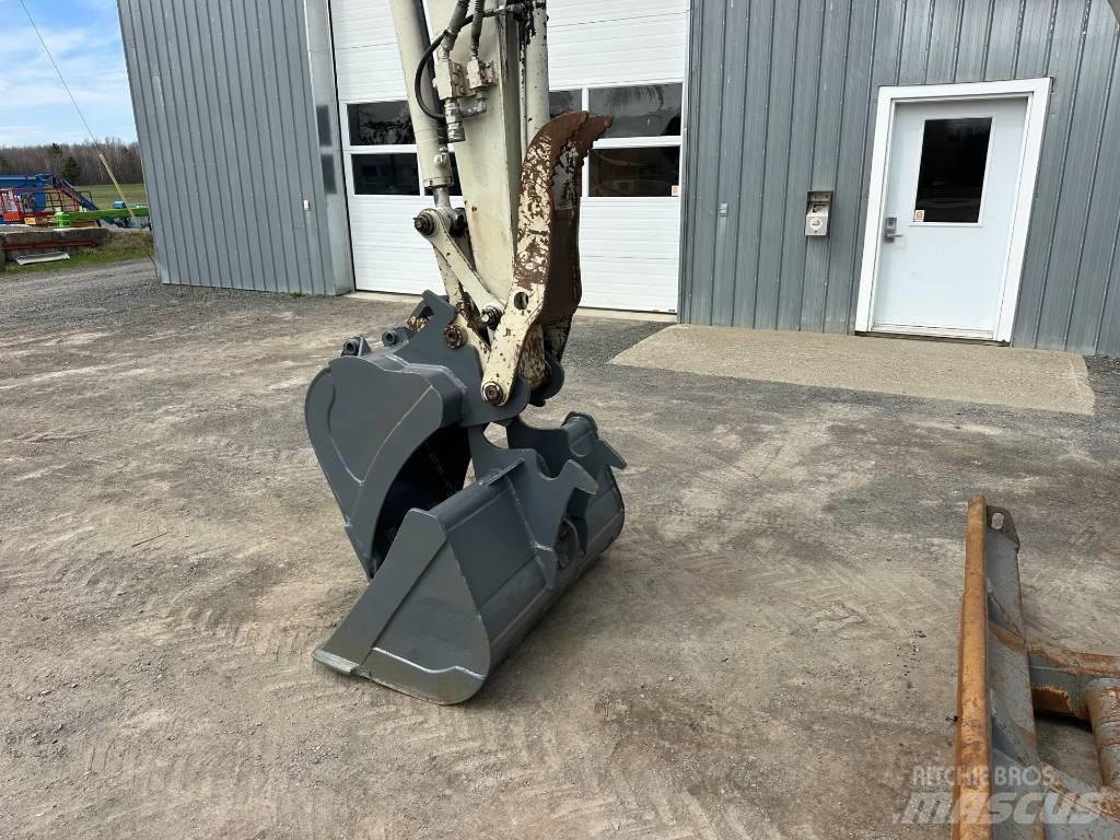 Takeuchi TB 260 Mini rýpadlá < 7t