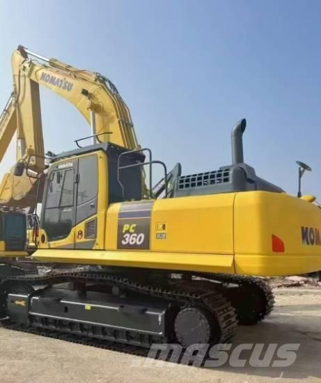 Komatsu 360-8MO Pásové rýpadlá