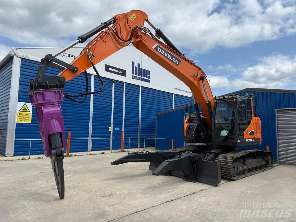 Develon DX 235 LCR-7 Pásové rýpadlá