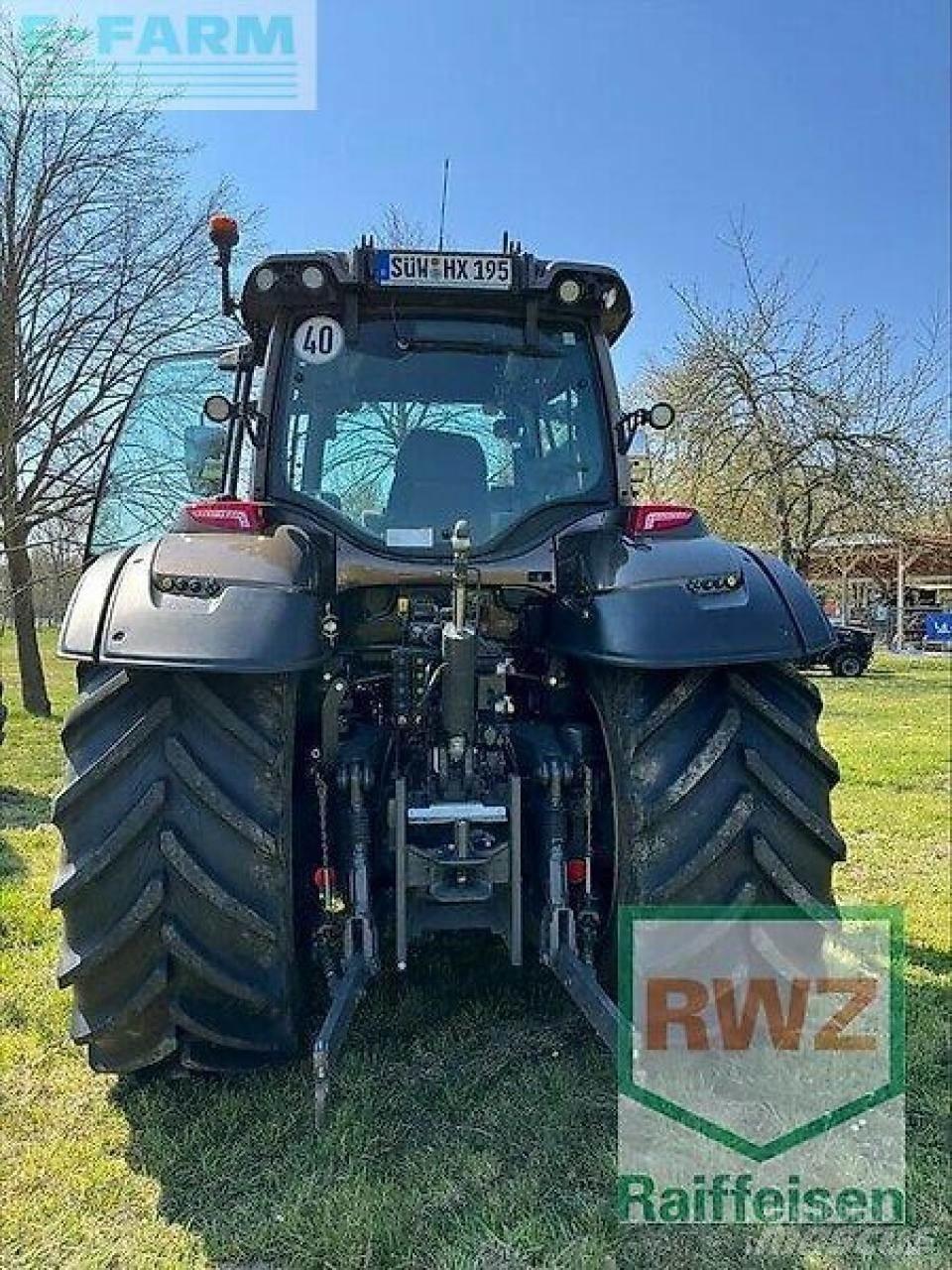 Valtra t195d Traktory