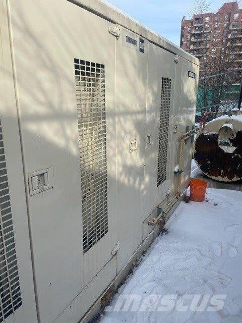 CAT XQ350, 600 Volt Naftové generátory