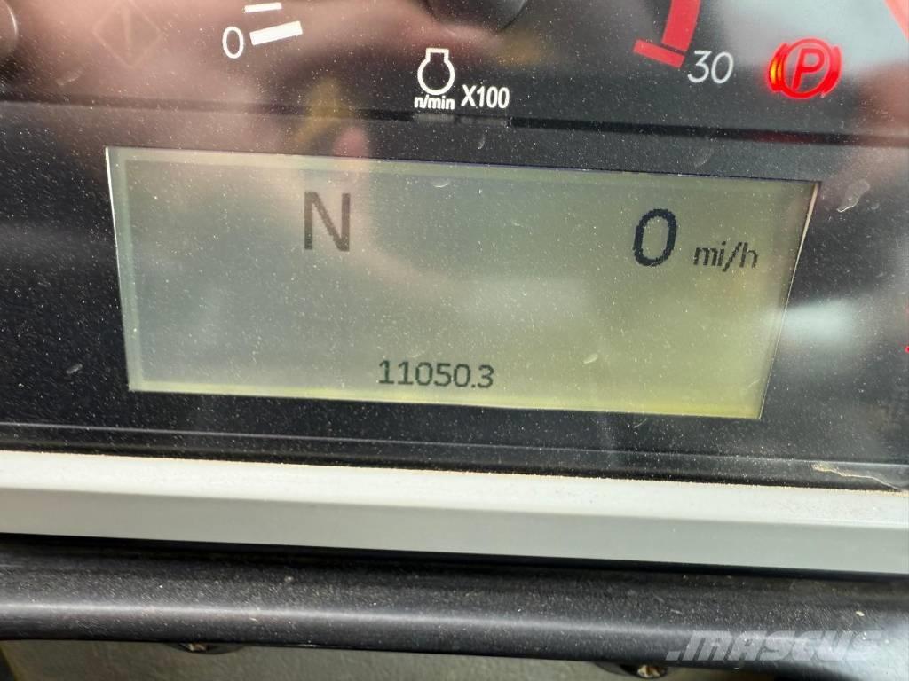 CAT 730 C Kĺbové nákladné autá