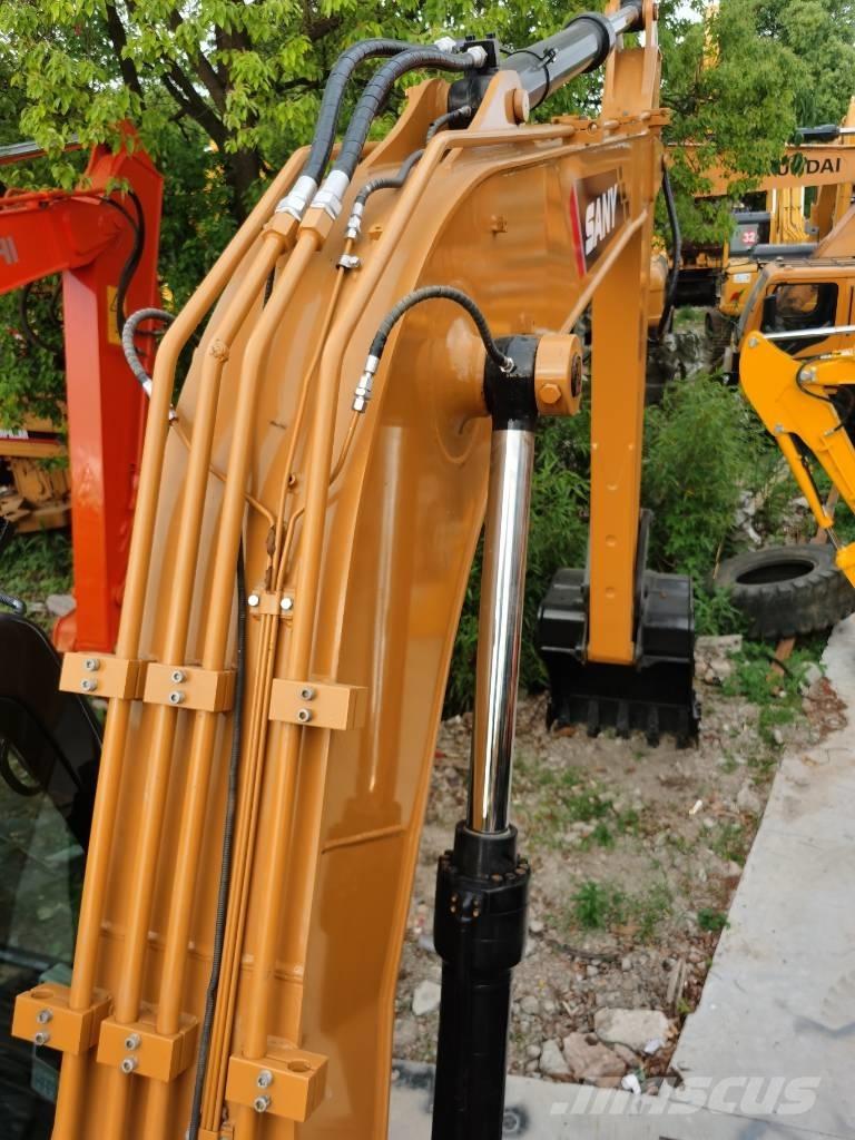 Sany SY 135 C Pásové rýpadlá