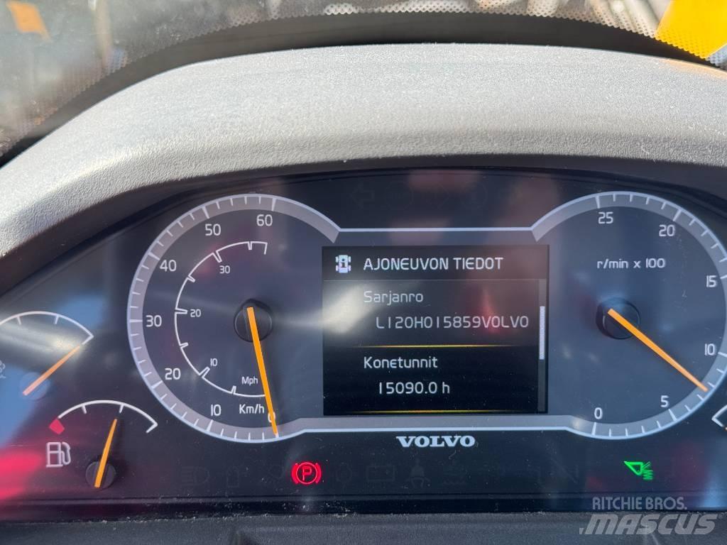 Volvo L 120 H Kolesové nakladače