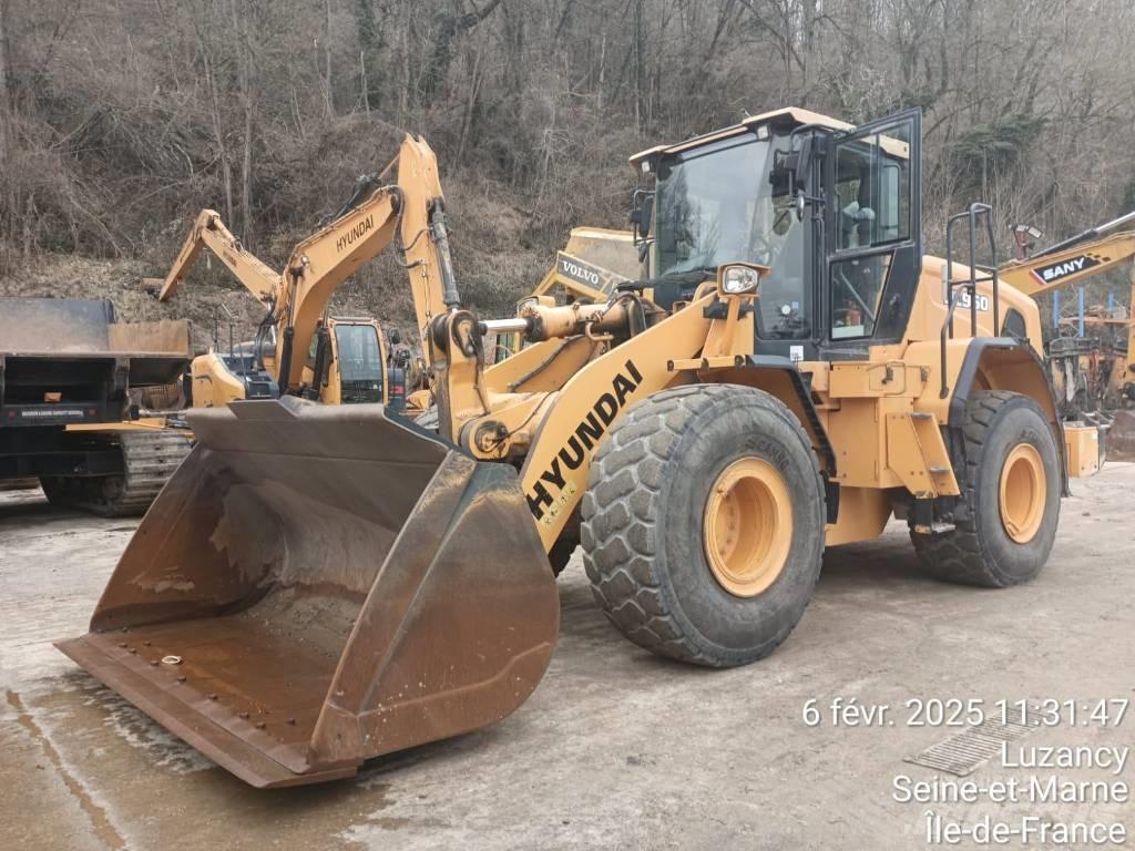 Hyundai HL 960 Kolesové nakladače