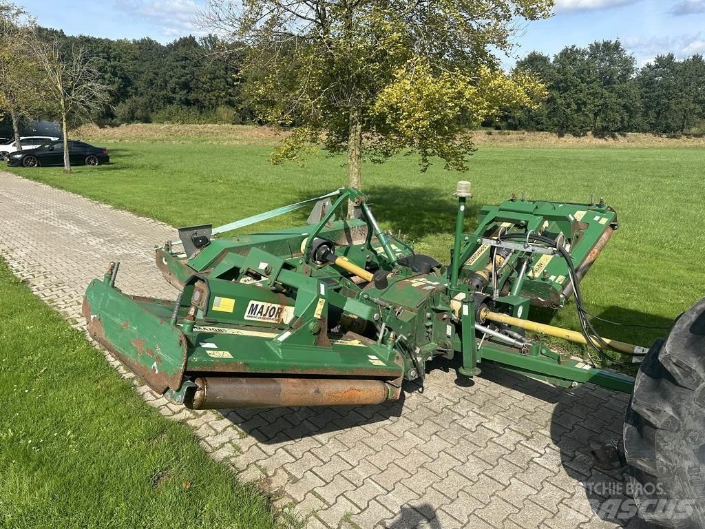 Major TDR 16000 Žacie stroje