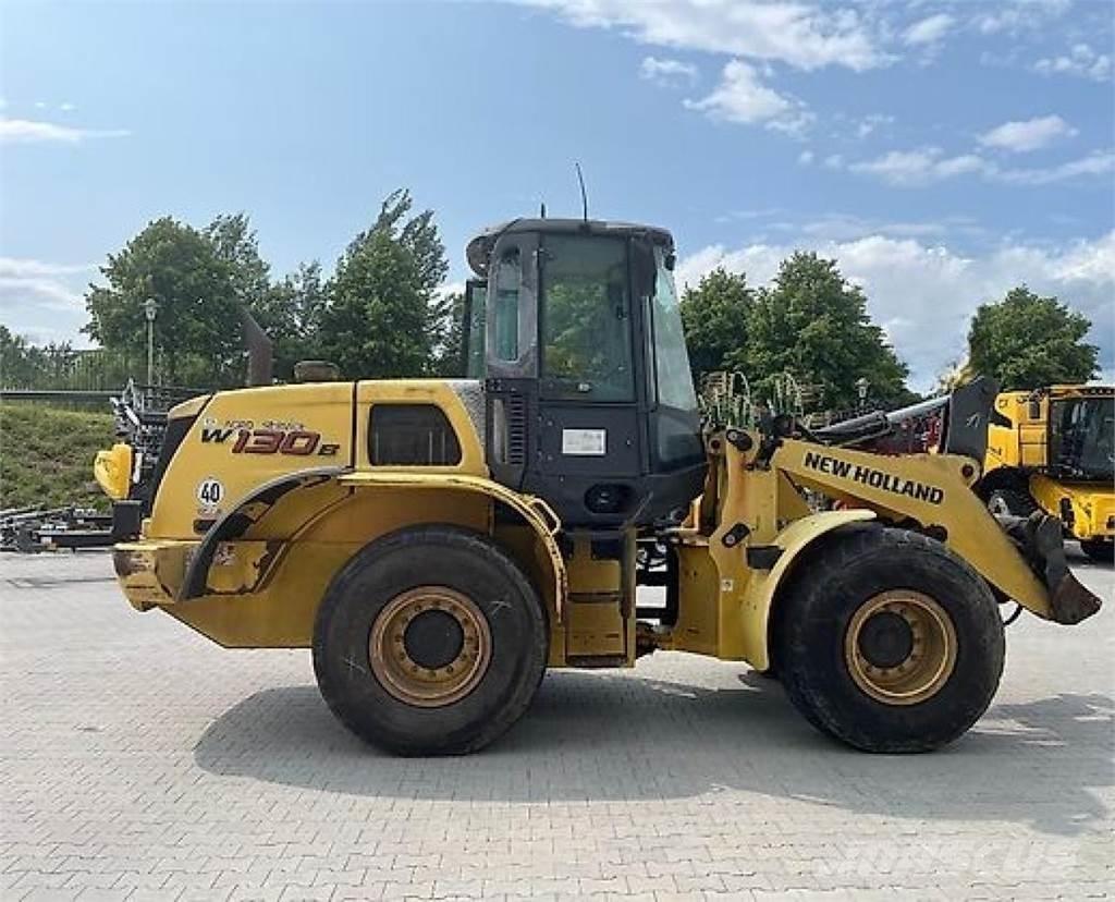New Holland W 130B Kolesové nakladače