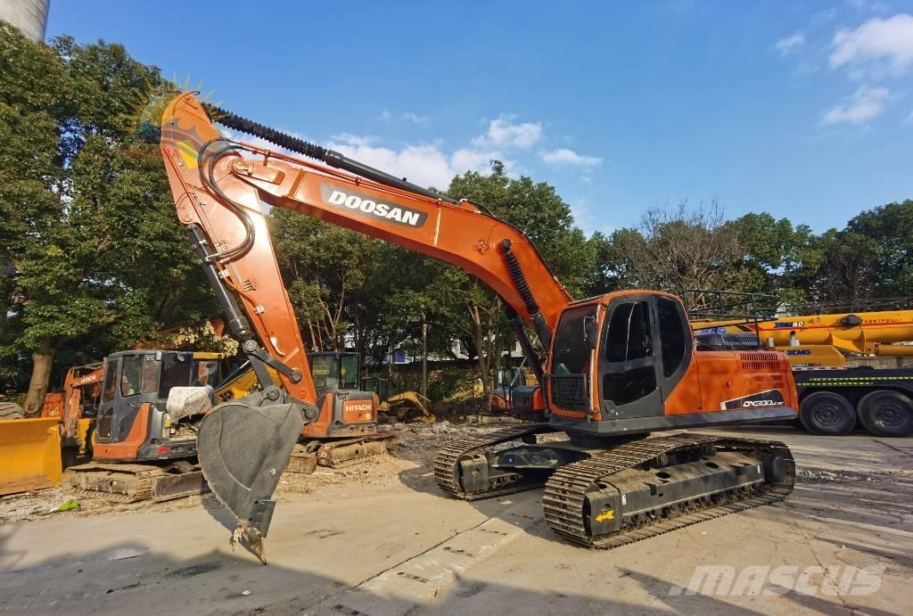Doosan DX 300 LC Pásové rýpadlá