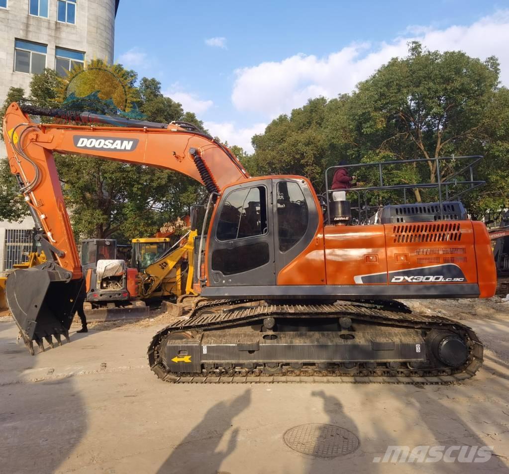 Doosan DX 300 LC Pásové rýpadlá