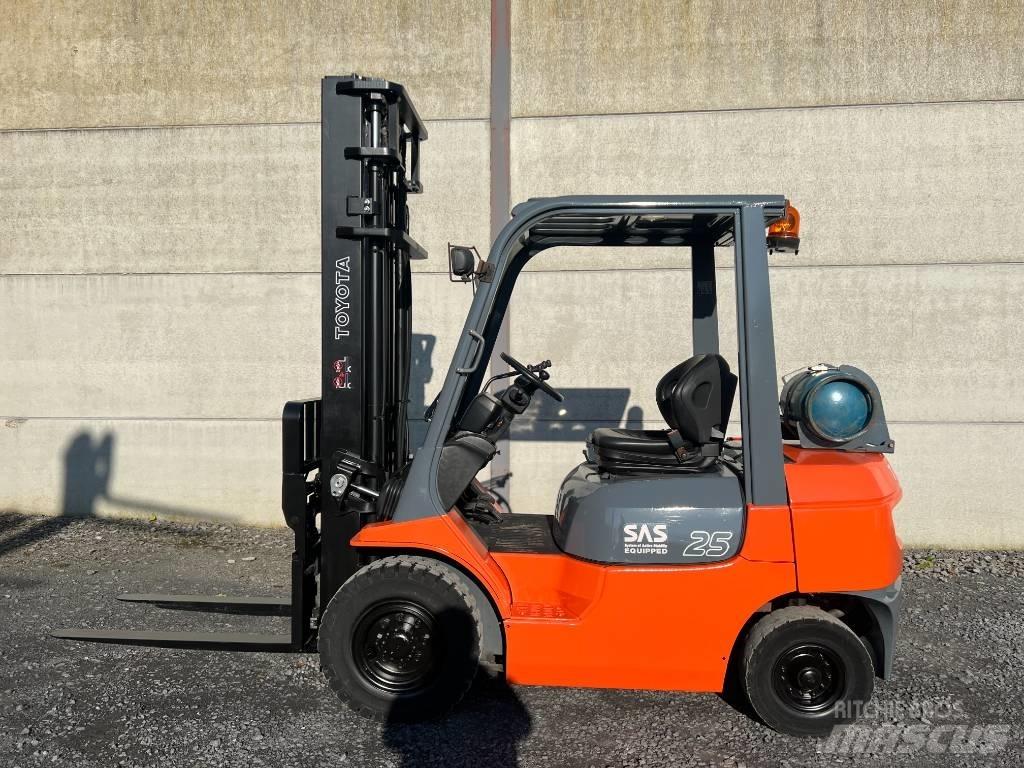 Toyota 42-7FGF25 LPG vozíky