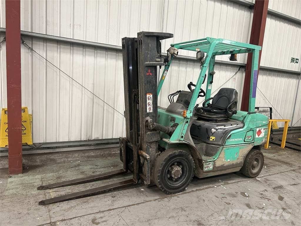 Mitsubishi FD25NT Dieselové vozíky