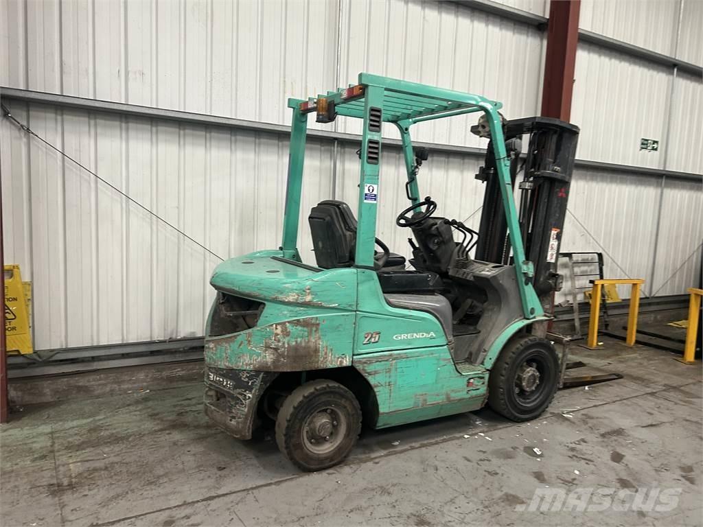 Mitsubishi FD25NT Dieselové vozíky