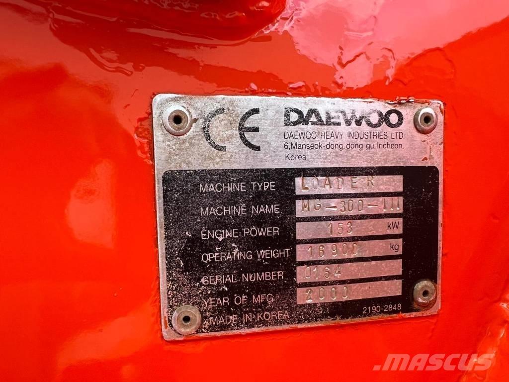 Daewoo Mega 300 III Kolesové nakladače