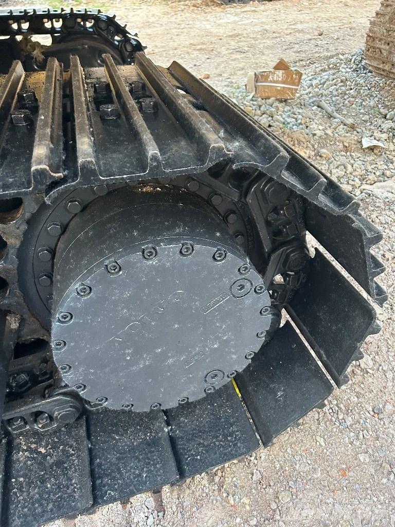 Volvo EC 210 Pásové rýpadlá