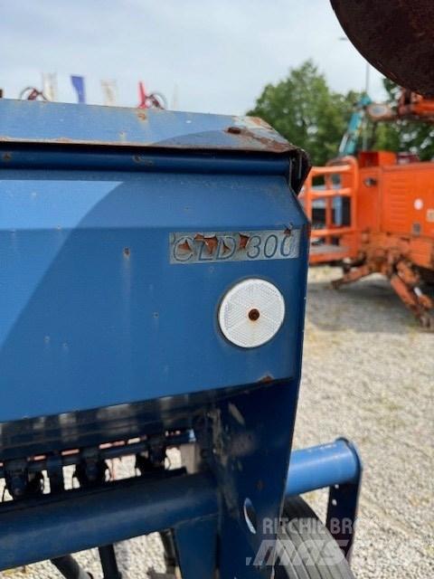 Nordsten CLB 300 Mechanické sejačky