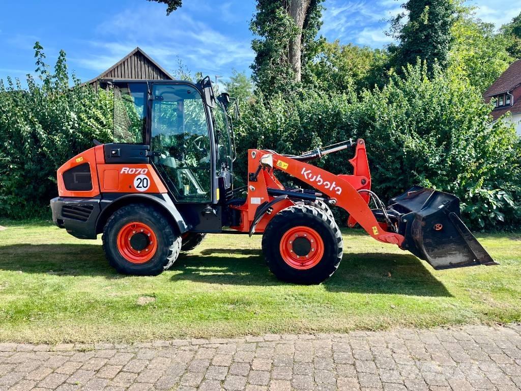 Kubota R 070 Kolesové nakladače