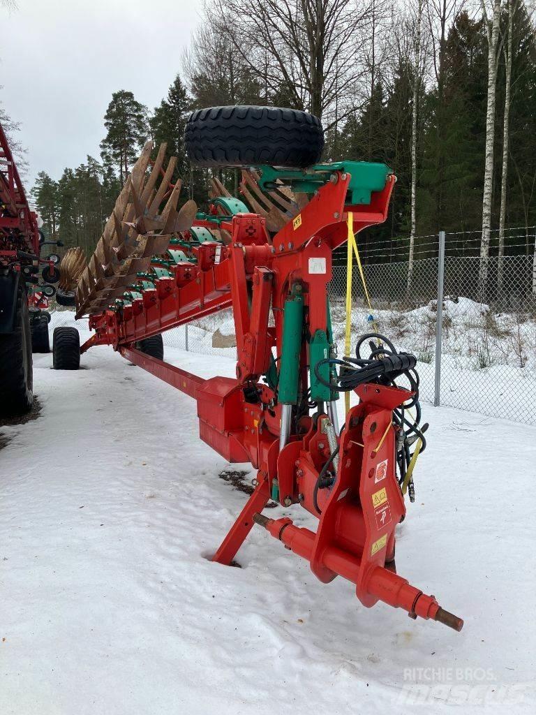 Kverneland PW100 Dvojstranné pluhy