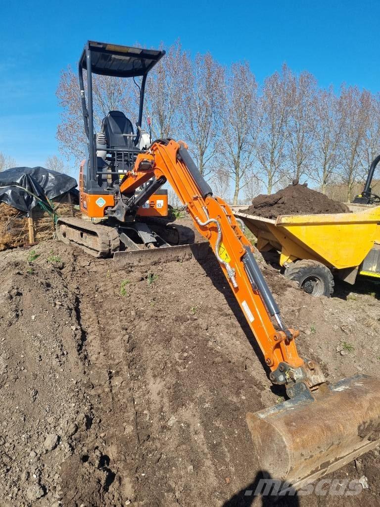Hitachi ZX 19 U Mini rýpadlá < 7t