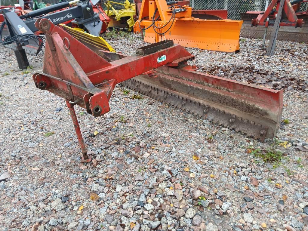 Sami 230 takalana Ťahané radlice