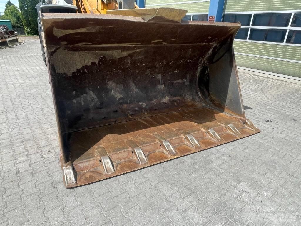 Liebherr L 576 Kolesové nakladače